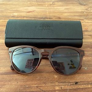 NEW Round Burberry Brown Sunglasses